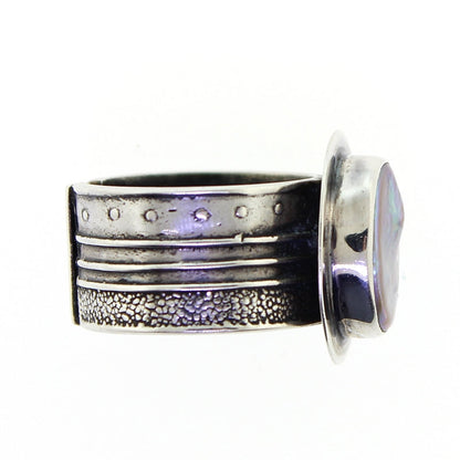 Tabra Mother of Pearl Ring